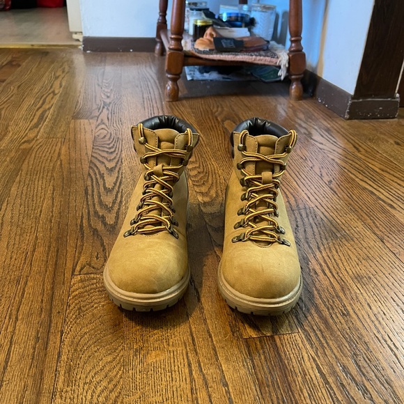 work boots - Picture 2 of 4